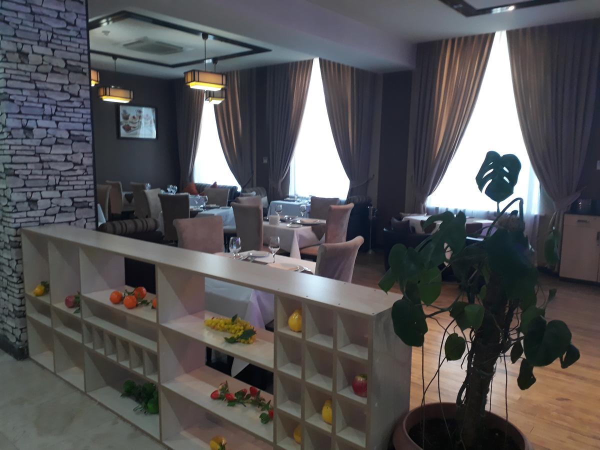 Caspian Ulduz Hotel バクー エクステリア 写真