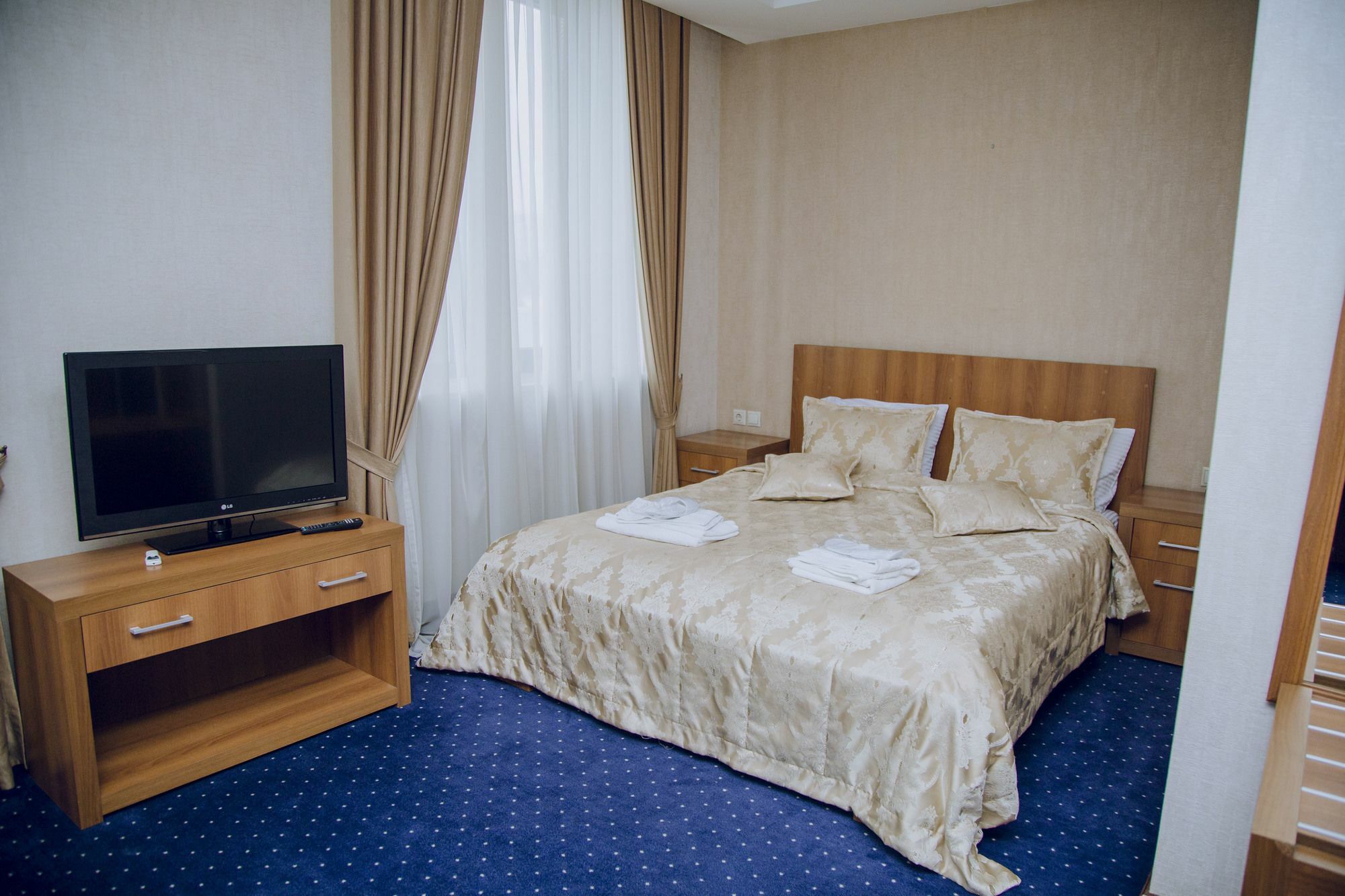 Caspian Ulduz Hotel バクー エクステリア 写真