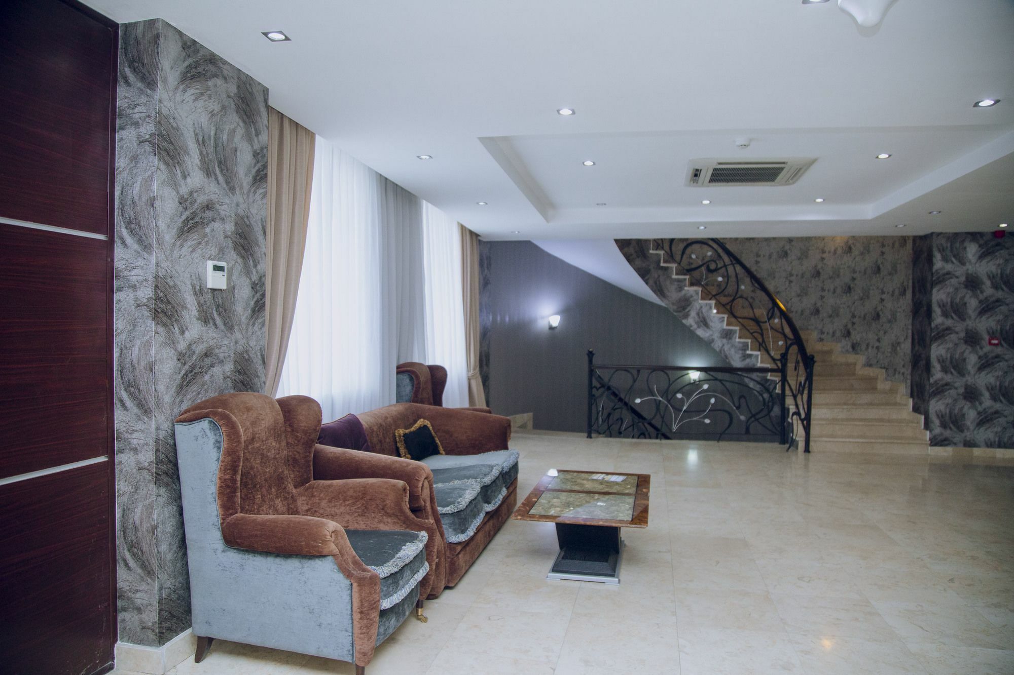 Caspian Ulduz Hotel バクー エクステリア 写真